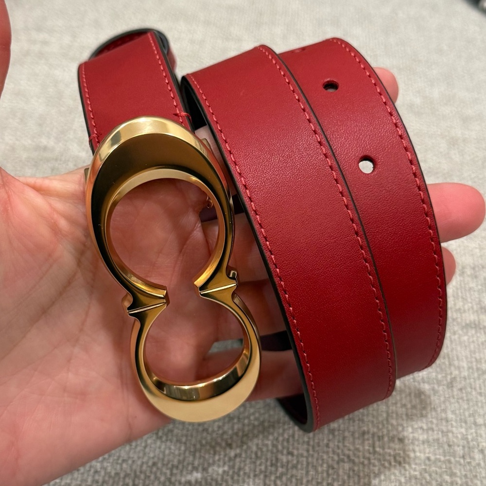 NWOT Coach Signature Buckle Belt, dark red
